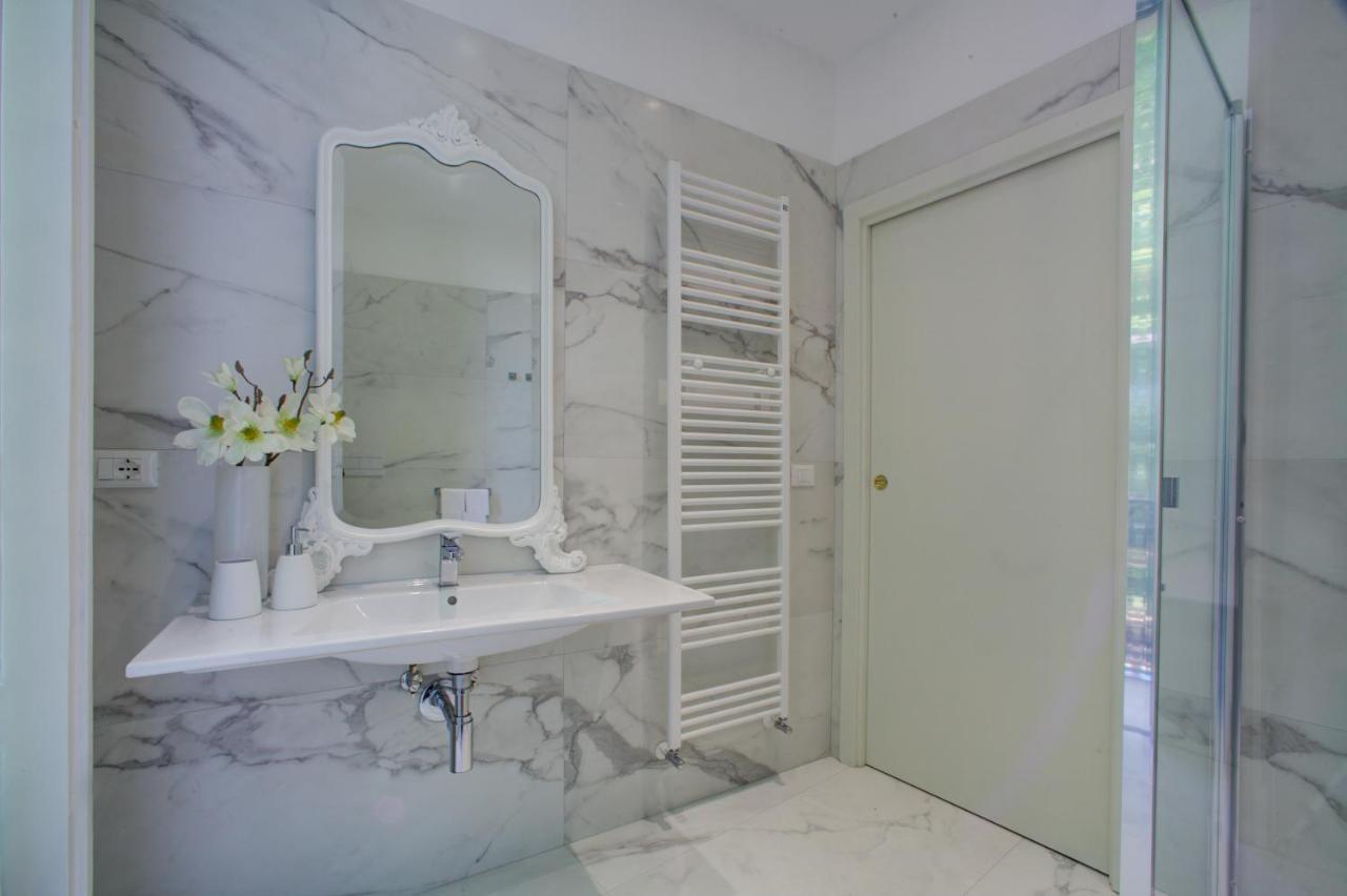 Palazzo Pastura B&B And Apartments Catania Exterior photo